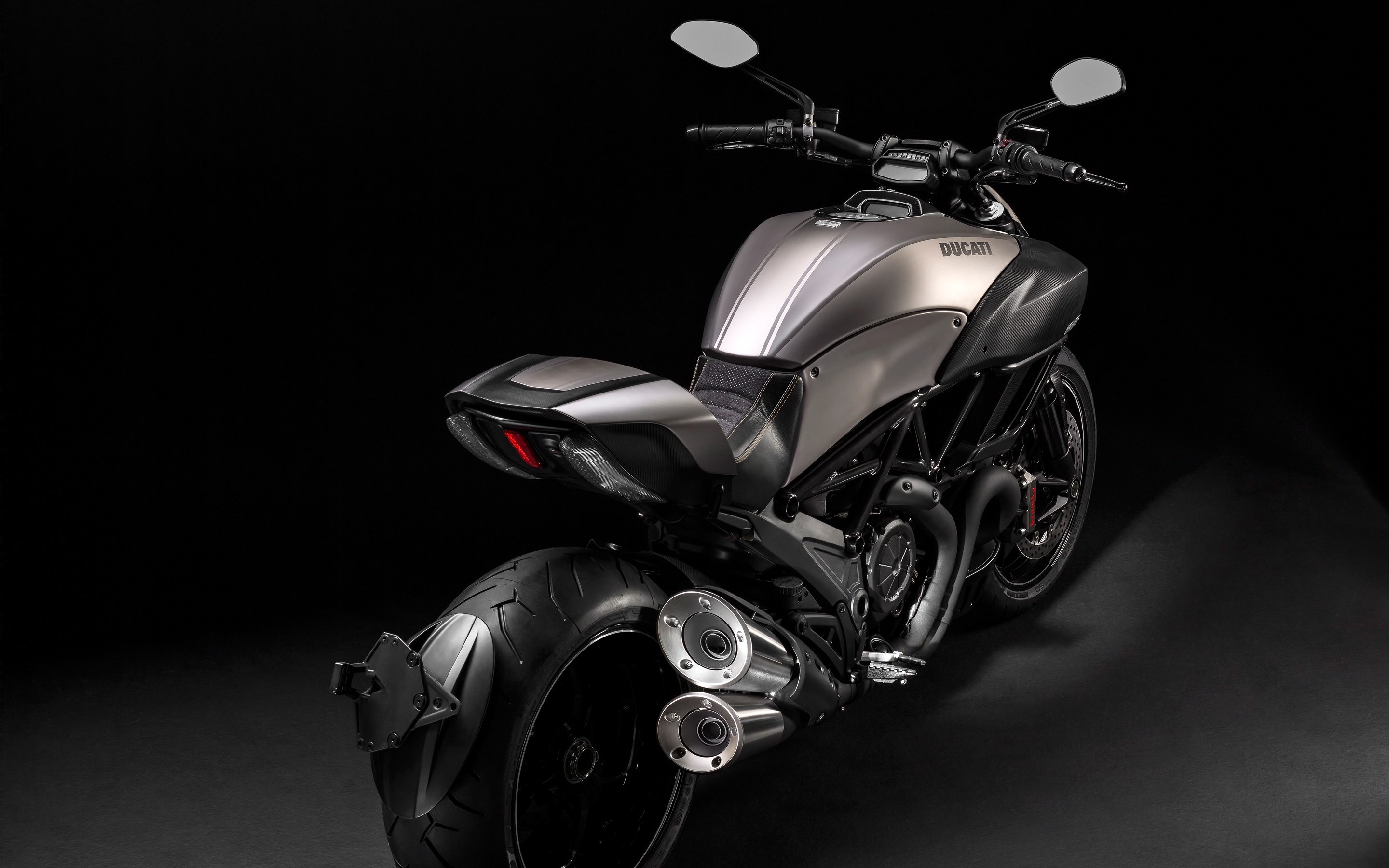 2015 Ducati Diavel Titanium4756113989